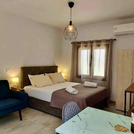 Utopia Suites 3 Aegina Eksteriør billede