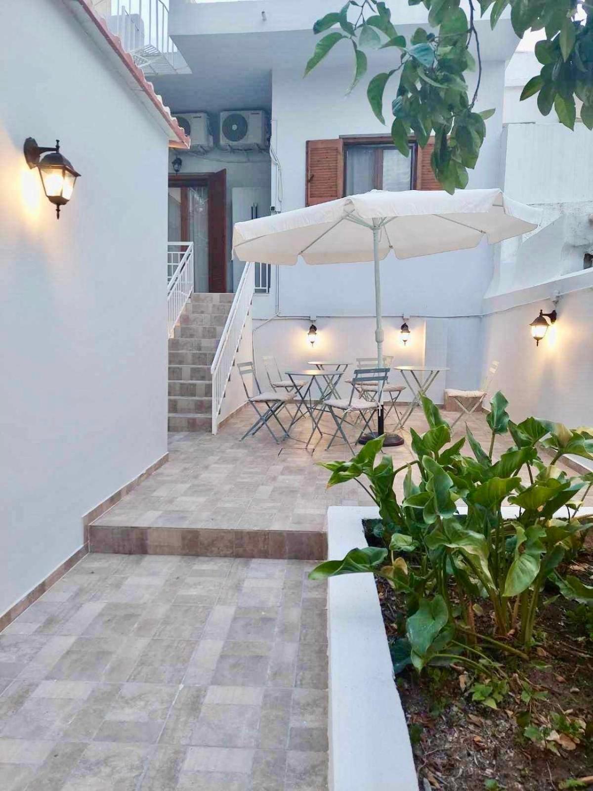 Utopia Suites 3 Aegina Eksteriør billede
